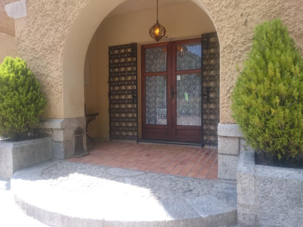 Hotel Le Mas Fleuri Vernet-les-Bains Zewnętrze zdjęcie