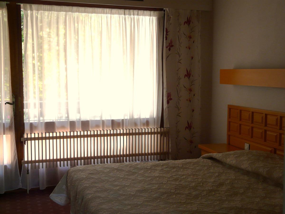 Hotel Le Mas Fleuri Vernet-les-Bains Zewnętrze zdjęcie
