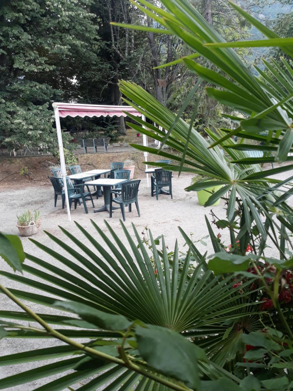 Hotel Le Mas Fleuri Vernet-les-Bains Zewnętrze zdjęcie